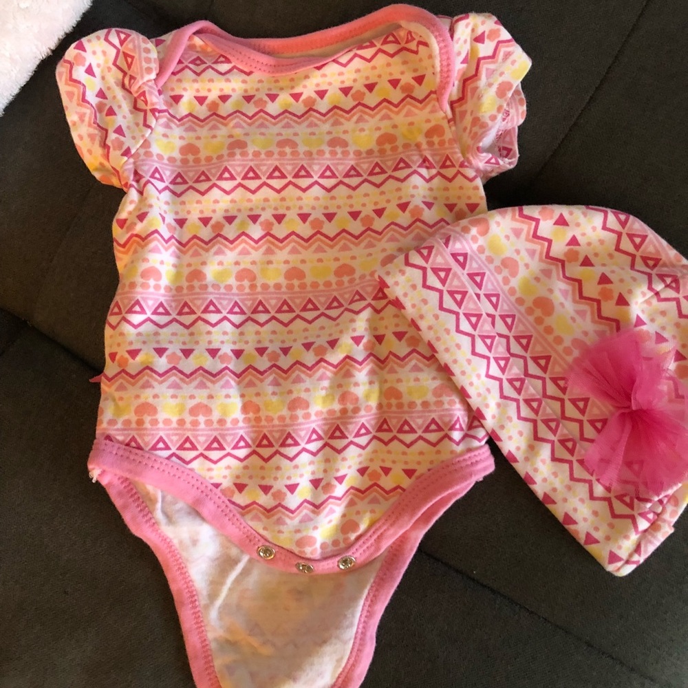 5 for &25-NEW WEEPLAY ONESIE WITH HAT- GIRLS